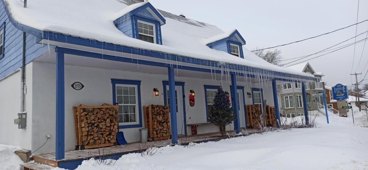 La Maison Bleue Saint-Ferreol-les-Neiges Buitenkant foto